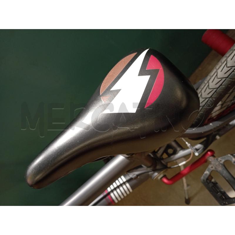 BICICLETTA BMX BOOST GRIGIA ROSSA | Mercatino dell'Usato Cesena 3