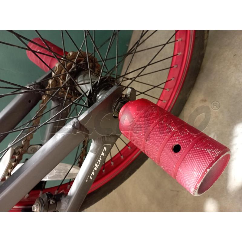BICICLETTA BMX BOOST GRIGIA ROSSA | Mercatino dell'Usato Cesena 5