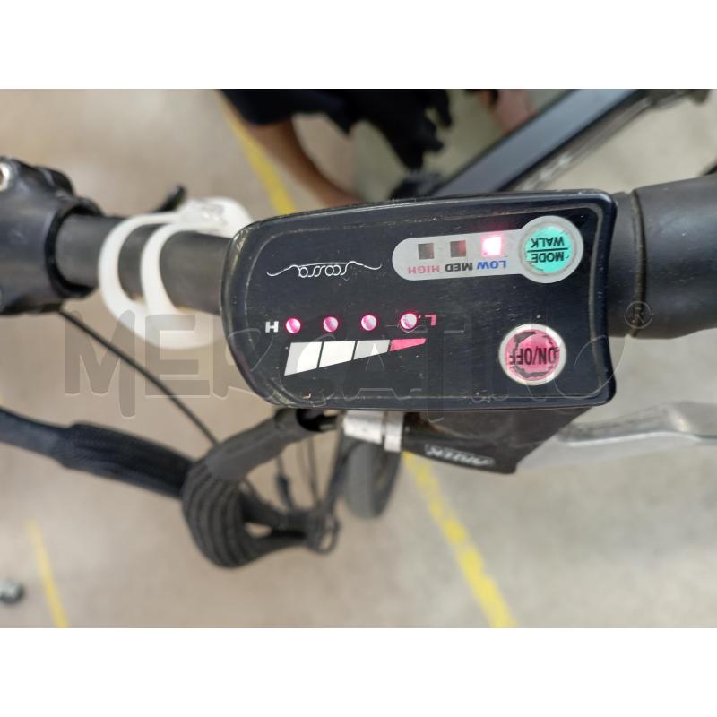 BICICLETTA ELETTRICA SCOSSA 40KM AUTONOMIA | Mercatino dell'Usato Cesena 3