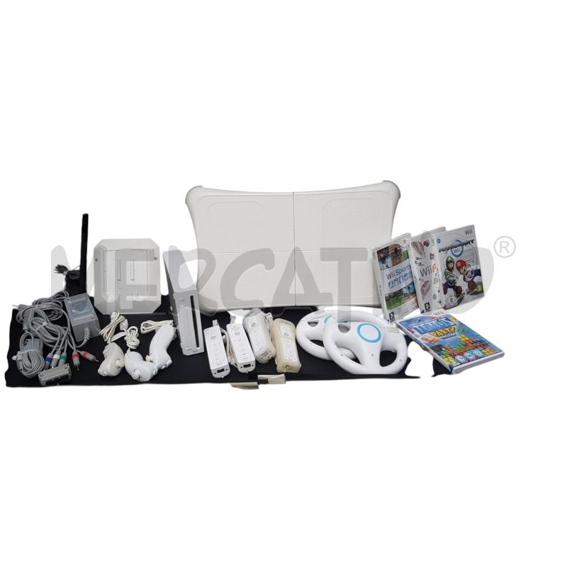 CONSOLLE NINTENDO +4CONTR+2NUN+4GIOCHI+PEDANA+VOLANTE  | Mercatino dell'Usato Cesena 1