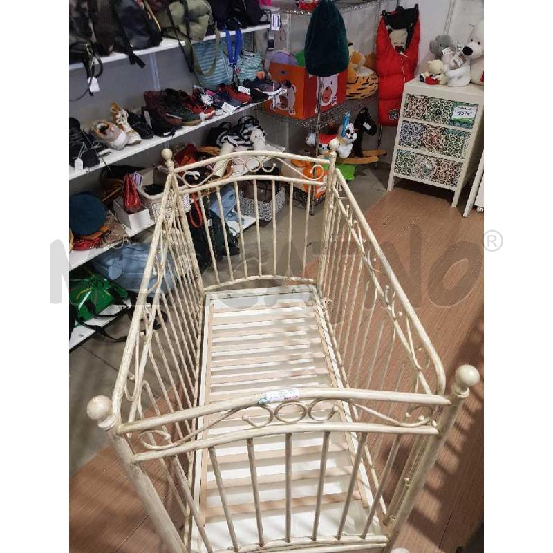 LETTINO BAMBINO CULLA IN FERRO BIANCO ANTICO | Mercatino dell'Usato Cesena 4