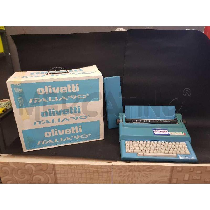 MACCHINA DA SCRIVERE ELETTRICA OLIVETTI ITALIA 90 + SCATOLA ORIGINALE | Mercatino dell'Usato Cesena 2