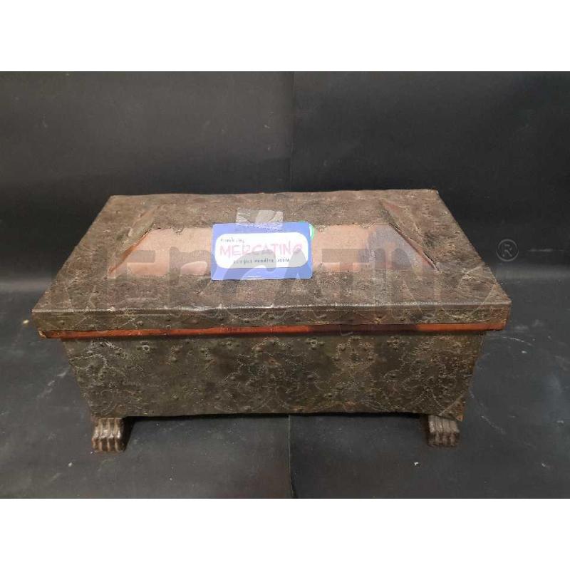 SCATOLA RETTANGOLARE LEGNO / METALLO ETNICA | Mercatino dell'Usato Cesena 2