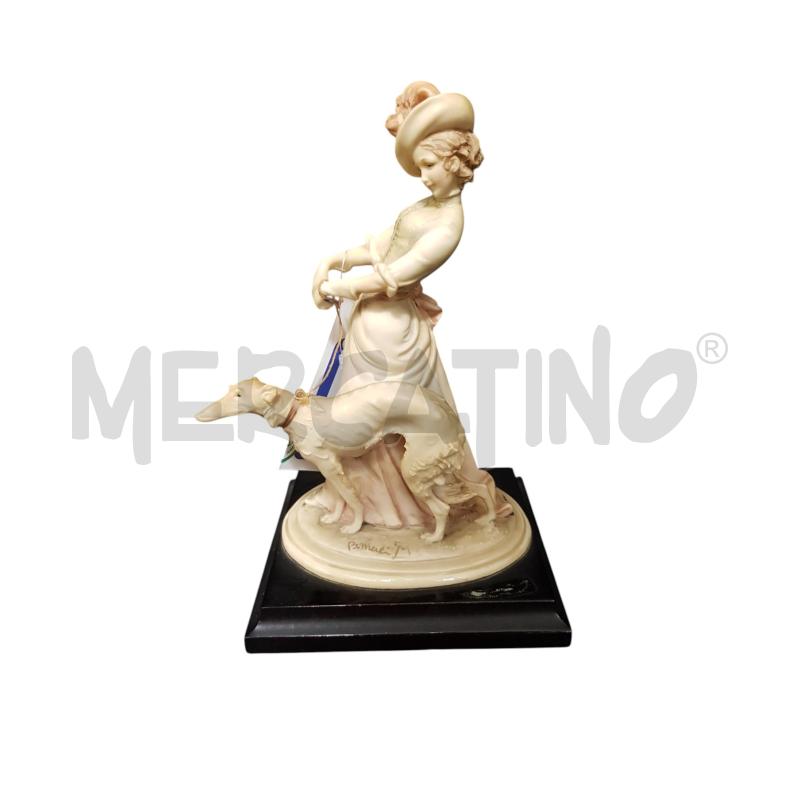 SCULTURA CAPODIMONTE RESINA DAMA CON LEVRIERO | Mercatino dell'Usato Cesena 1