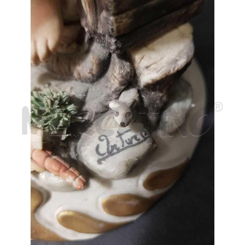 STATUA UOMO CAPODIMONTE CON PANNOCCHIE ARTURO QUALCHE DIFETTO | Mercatino dell'Usato Cesena 3