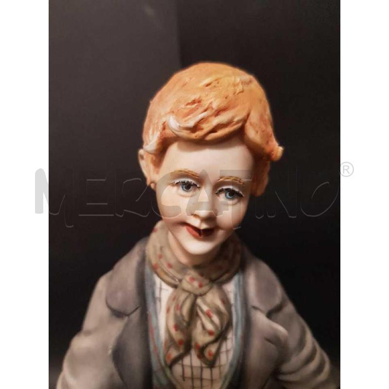 STATUA UOMO CAPODIMONTE CON PANNOCCHIE ARTURO QUALCHE DIFETTO | Mercatino dell'Usato Cesena 5