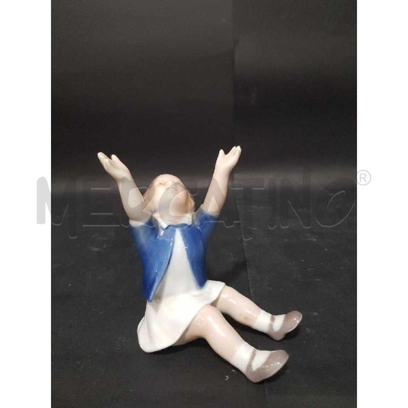 STATUETTA BING & GROMDHAL BAMBINA CON BRACCIA ALZATE CERAMICA | Mercatino dell'Usato Cesena 2