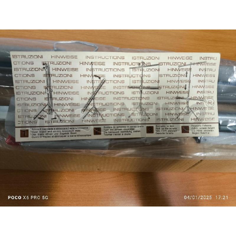 PROIETTORE TELO L. 1MT CON TREPIEDE | Mercatino dell'Usato Forlimpopoli 1