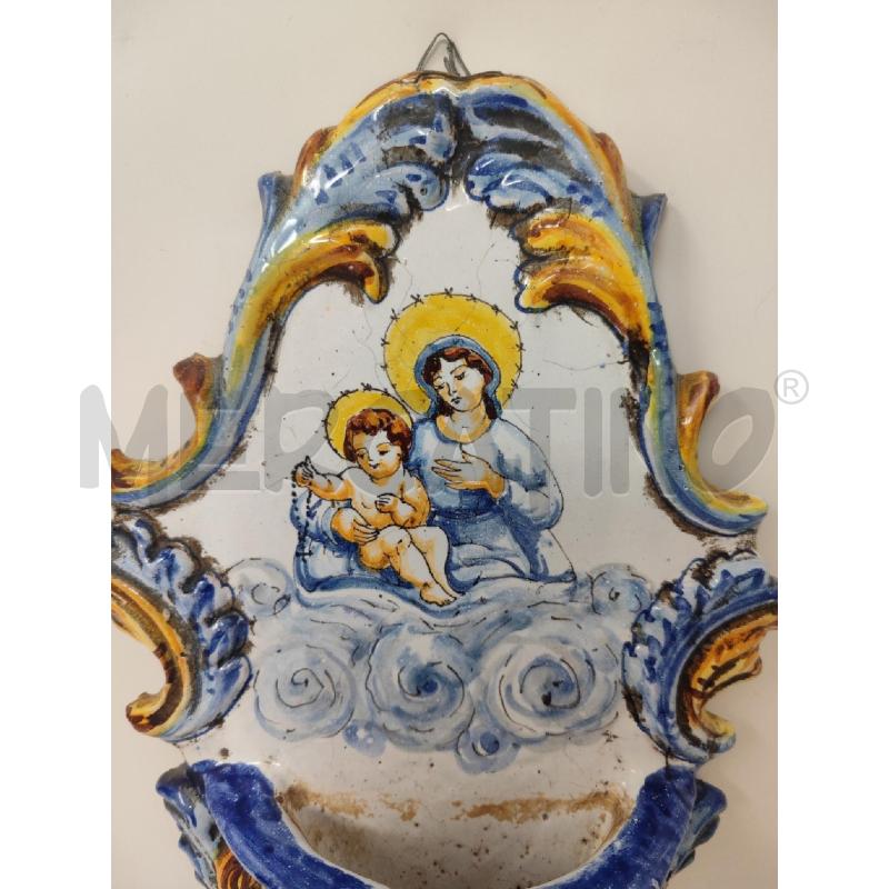ACQUASANTIERA TERRACOTTA DECORATA MADONNA CON BIMBO | Mercatino dell'Usato Vinci - fraz. sovigliana 2