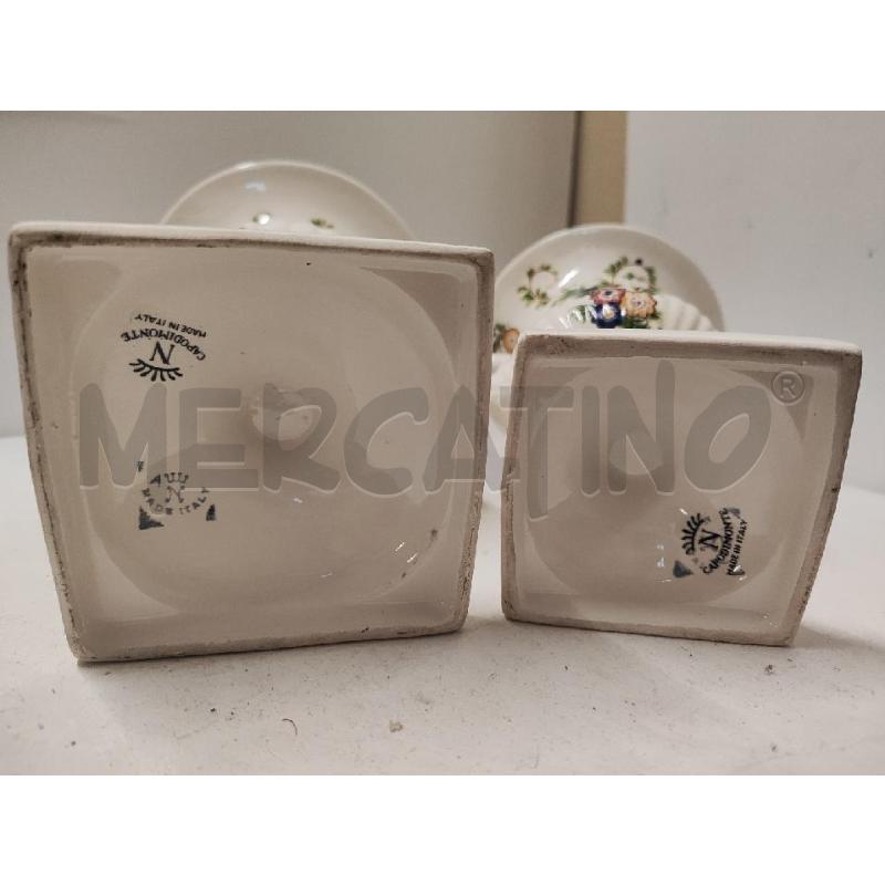 ALZATE 2 PZ CERAMICA CAPODIMONTE FIORELLINI H.24 H.26 | Mercatino dell'Usato Vinci - fraz. sovigliana 4