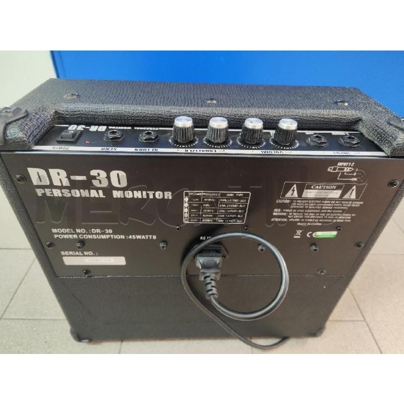 AMPLIFICATORE X BATTERIA E TASTIERA SUB-ZERO DR-30 | Mercatino dell'Usato Vinci - fraz. sovigliana 3