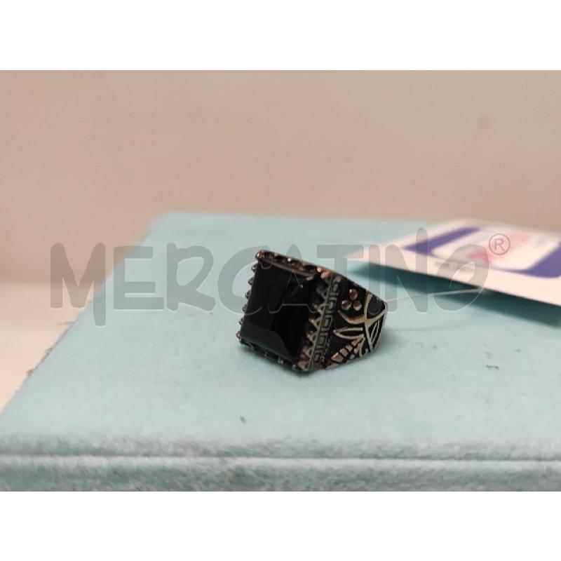 ANELLO DONNA ARGENTATO LAVORATO PIETRA QUADRATA NERA  | Mercatino dell'Usato Vinci - fraz. sovigliana 1