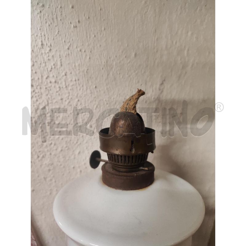 BASE LAMPADA A PETROLIO OPALINA BIANCA  | Mercatino dell'Usato Vinci - fraz. sovigliana 2