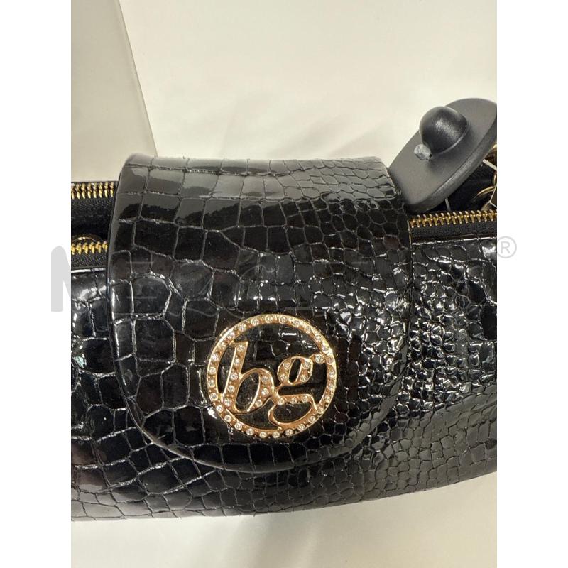 BORSA DONNA BLUGIRL PELLE NERA E SCAMOSCIATA 2 ZIP | Mercatino dell'Usato Vinci - fraz. sovigliana 2