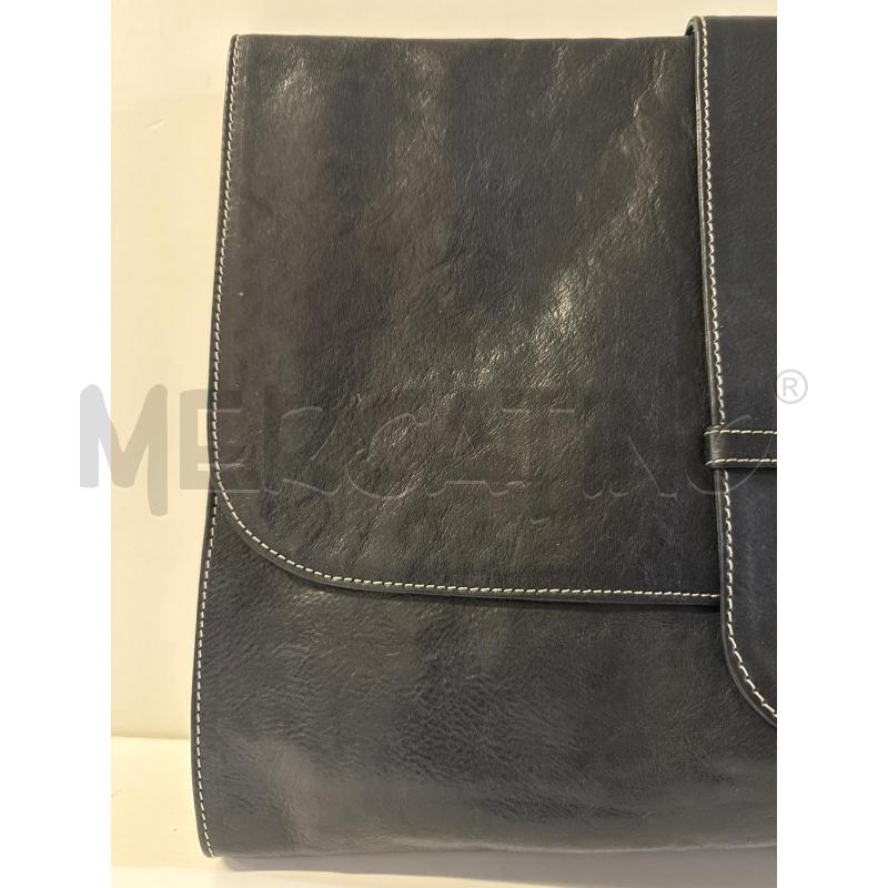 BORSA DONNA BUSTA PELLE BLU CUCITURE BIANCHE | Mercatino dell'Usato Vinci - fraz. sovigliana 2