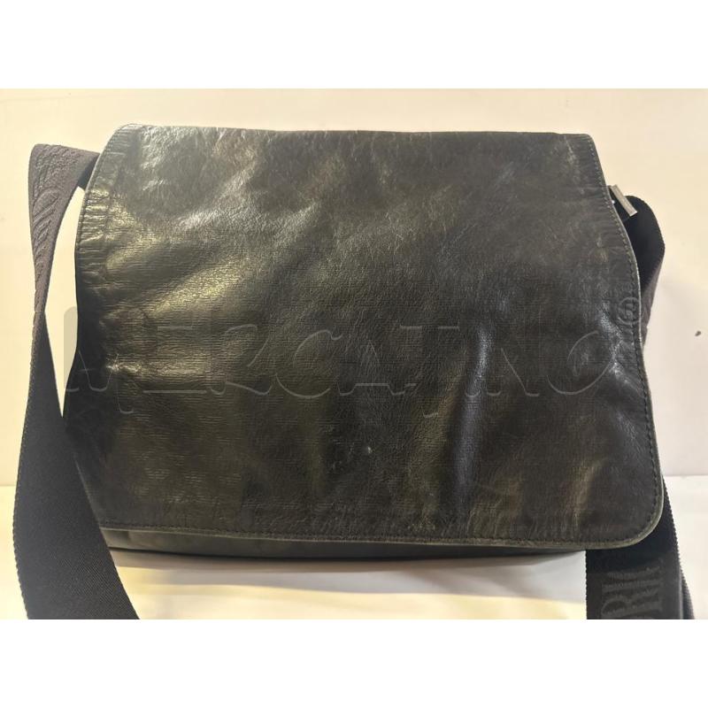 BORSA DONNA ERMPORIO ARMANI NERA TRACOLLA CON PATTA | Mercatino dell'Usato Vinci - fraz. sovigliana 1