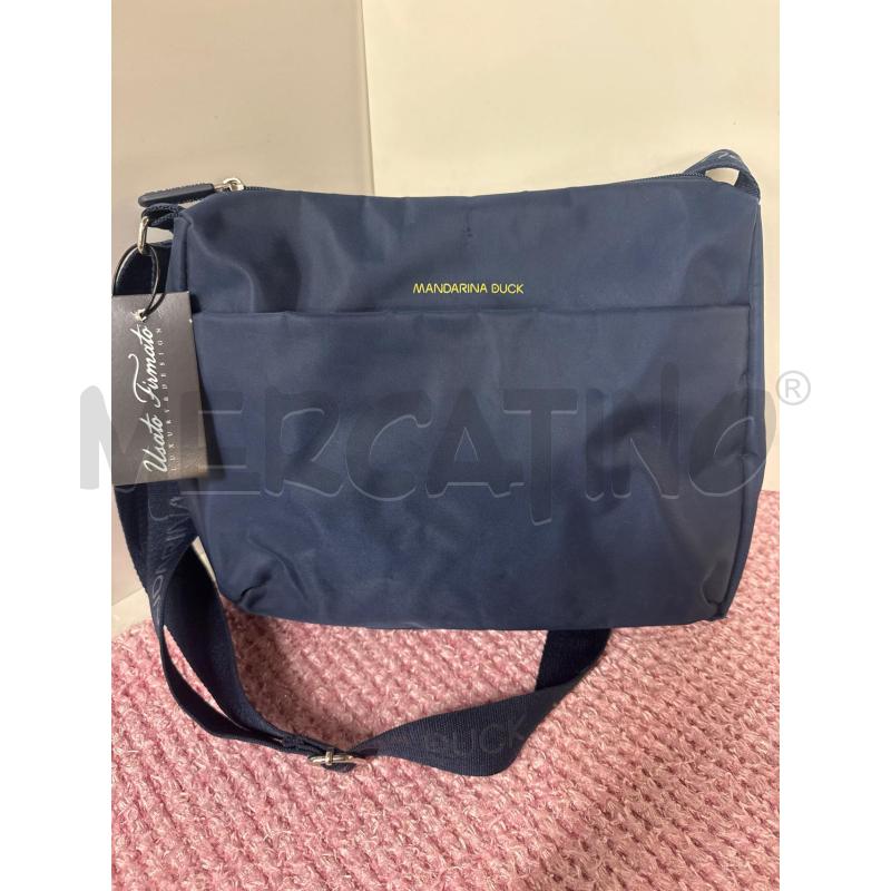 BORSA DONNA MANDARINA DUCK TESSUTO BLU  | Mercatino dell'Usato Vinci - fraz. sovigliana 1