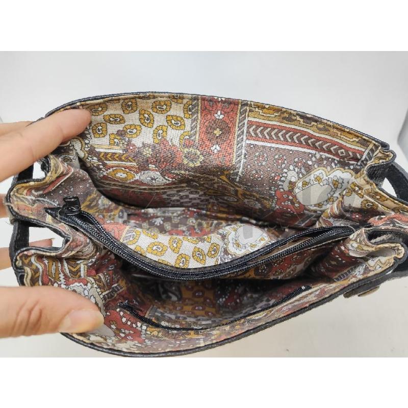 BORSA DONNA PELLE NERA A MANO PATTA FIBBIA  | Mercatino dell'Usato Vinci - fraz. sovigliana 3