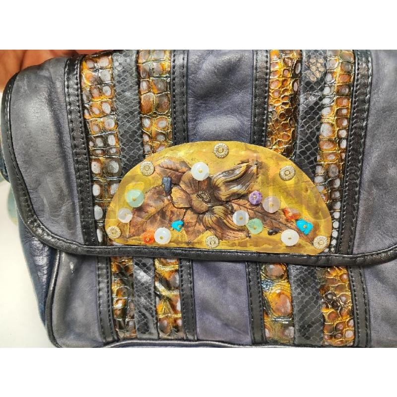 BORSA DONNA # PELLE BLU PATTA PLACCA METALLO CON PIETRINE  | Mercatino dell'Usato Vinci - fraz. sovigliana 2