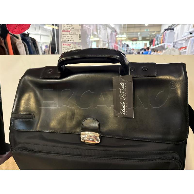 BORSA PIQUADRO TESSUTO NERA PATTA PELLE | Mercatino dell'Usato Vinci - fraz. sovigliana 2