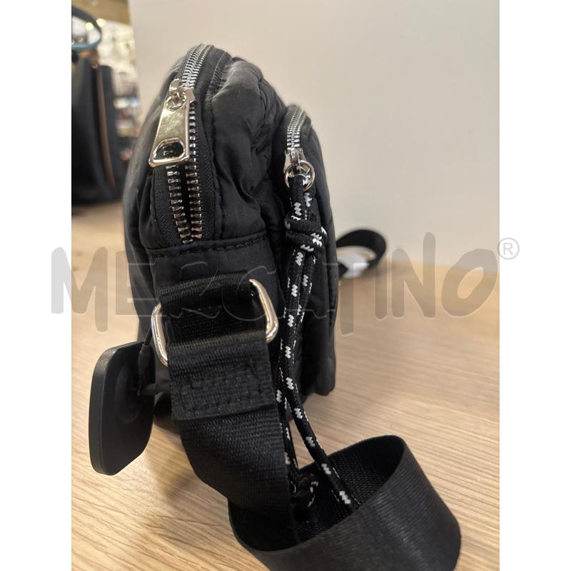 BORSETTA DONNA # TESSUTO NERA 2 ZIP NUOVA | Mercatino dell'Usato Vinci - fraz. sovigliana 3