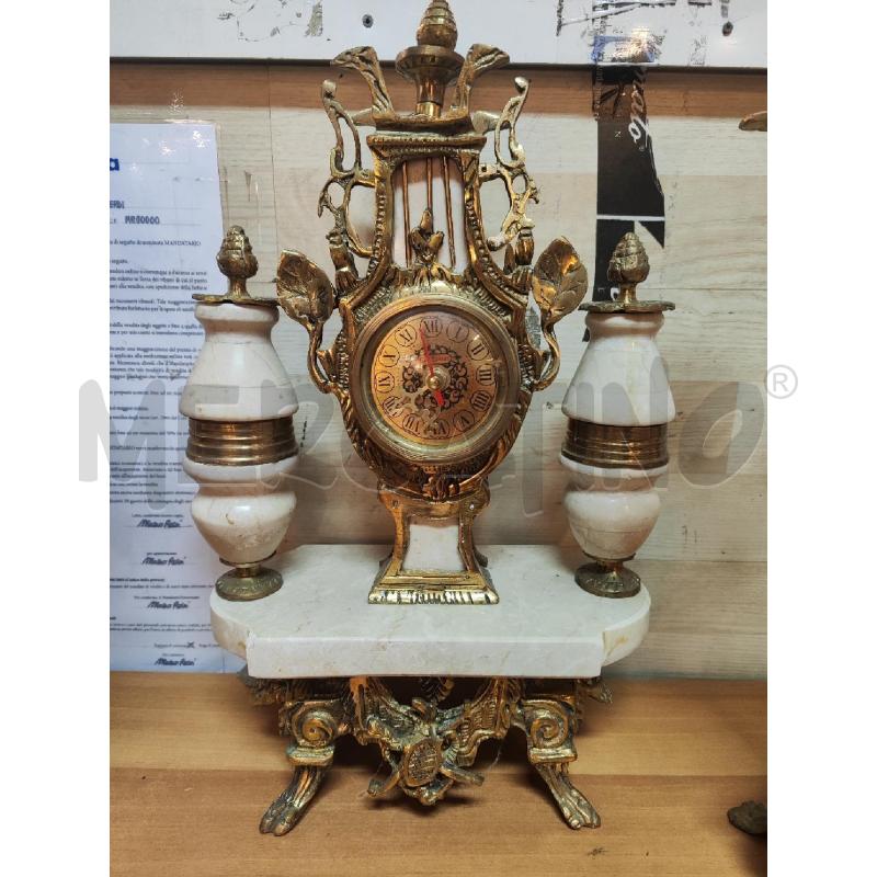 CANDELABRI PZ. 2 + OROLOGIO METALLO INSERTI MARMO | Mercatino dell'Usato Vinci - fraz. sovigliana 2