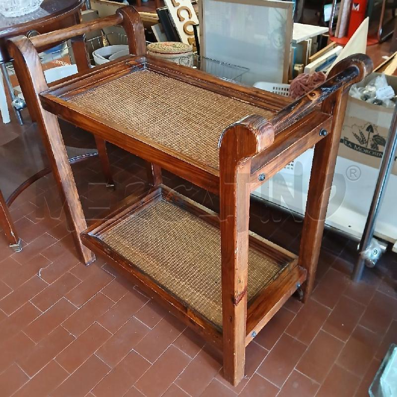 CARRELLINO LEGNO 2 PIANI MIDOLLINO SENZA RUOTE  | Mercatino dell'Usato Vinci - fraz. sovigliana 1