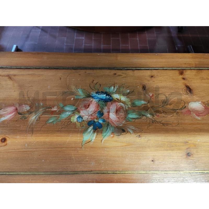 CASSAPANCA LEGNO TIROLESE DECORO FIORI | Mercatino dell'Usato Vinci - fraz. sovigliana 2