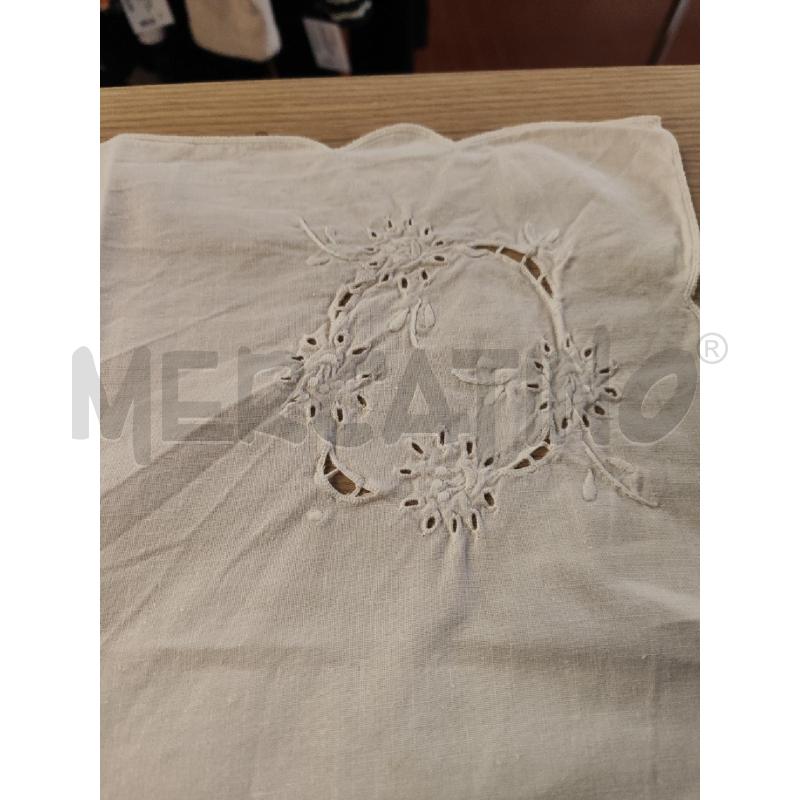 CENTRO BIANCO RICAMATO 80X90 | Mercatino dell'Usato Vinci - fraz. sovigliana 3