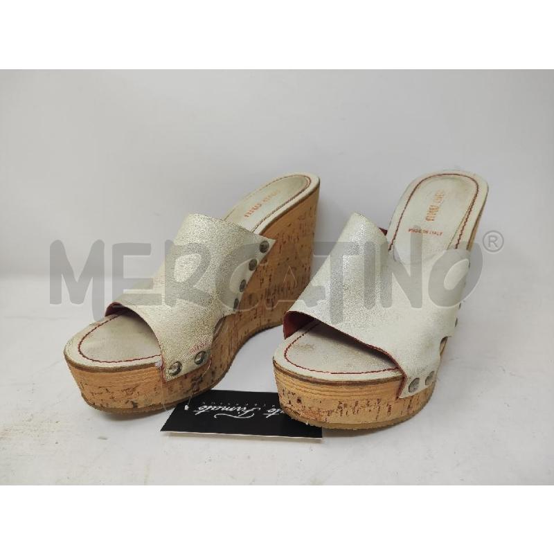 CIABATTE DONNA MIU MIU PELLE PANNA ROSSE SUOLA SGHERO N.38 | Mercatino dell'Usato Vinci - fraz. sovigliana 1