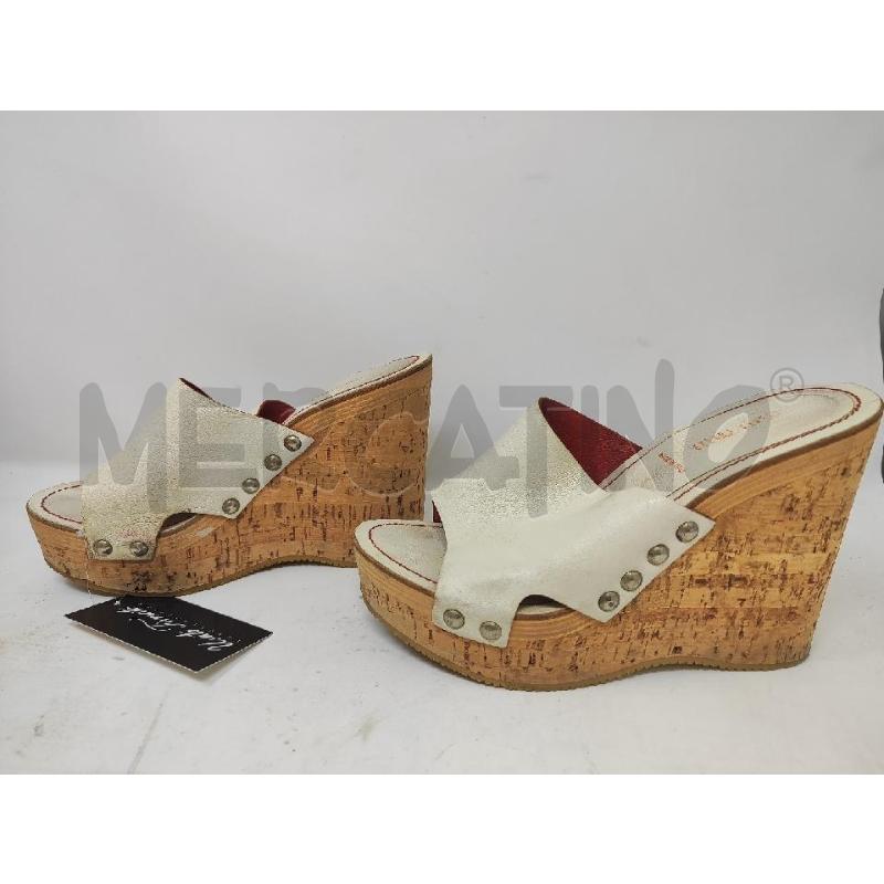 CIABATTE DONNA MIU MIU PELLE PANNA ROSSE SUOLA SGHERO N.38 | Mercatino dell'Usato Vinci - fraz. sovigliana 2