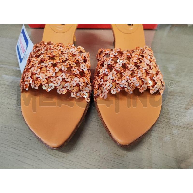 CIABATTE DONNA # CARLA BRUNI PAILLETTES SALMONE N.38 | Mercatino dell'Usato Vinci - fraz. sovigliana 2