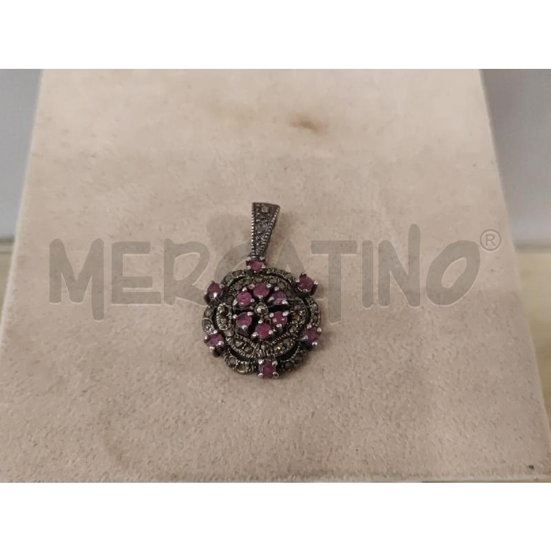 CIONDOLO ARGENTATO PIETRINE VIOLA FORMA FIORE  | Mercatino dell'Usato Vinci - fraz. sovigliana 1