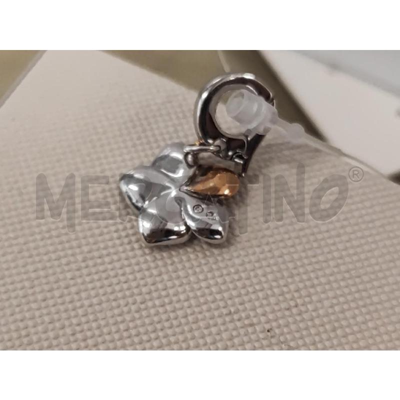 CIONDOLO FIORE SWAROVSKI  | Mercatino dell'Usato Vinci - fraz. sovigliana 2