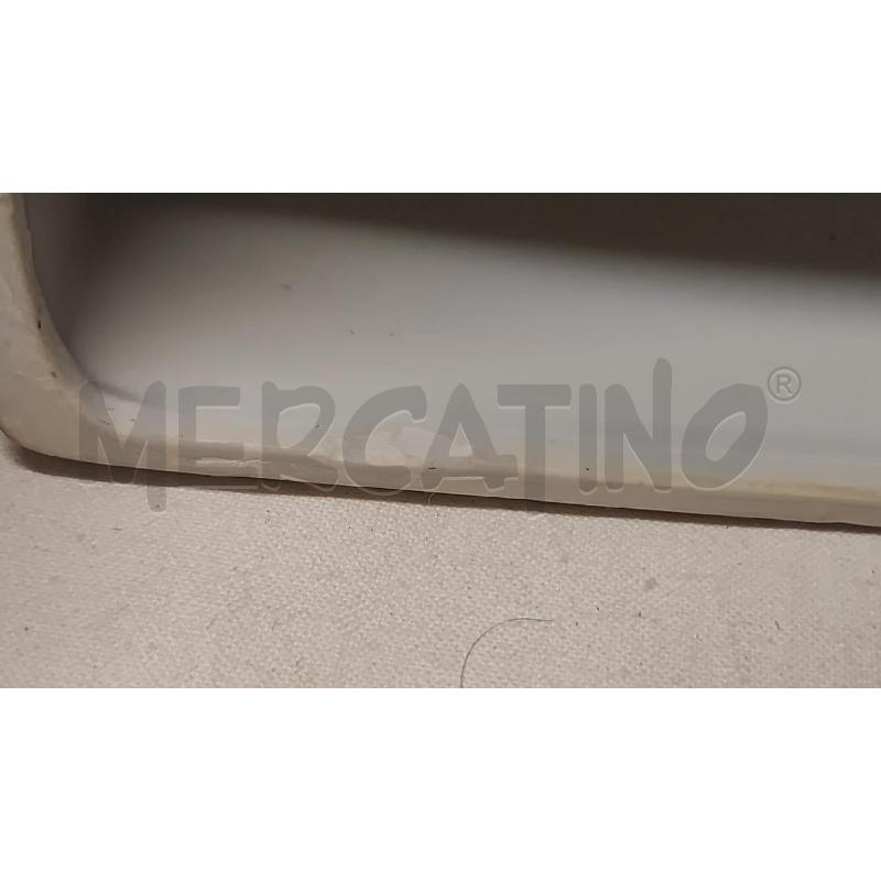 COFANETTO RETT. CERAMICA CAPODIMONTE BORDO BLU FIORELLINI | Mercatino dell'Usato Vinci - fraz. sovigliana 4