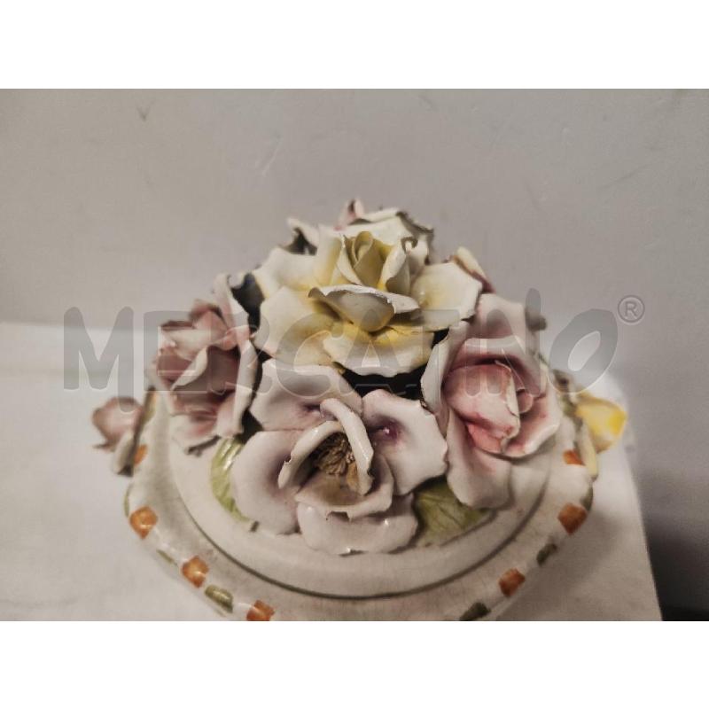 COFANETTO TONDO BASSANO TAPPO FIORI  | Mercatino dell'Usato Vinci - fraz. sovigliana 2