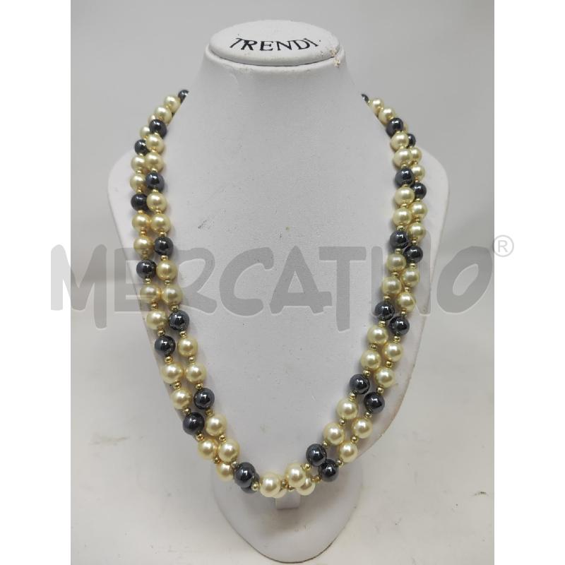 COLLANA 2 FILI PERLE BIANCHE E GRIGIE CHIUSURA CERCHI | Mercatino dell'Usato Vinci - fraz. sovigliana 1