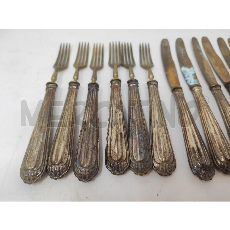 COLTELLINI PZ. 6 + 6 FORCHETTINE DA DOLCE ARGENTATI | Mercatino dell'Usato Vinci - fraz. sovigliana 3