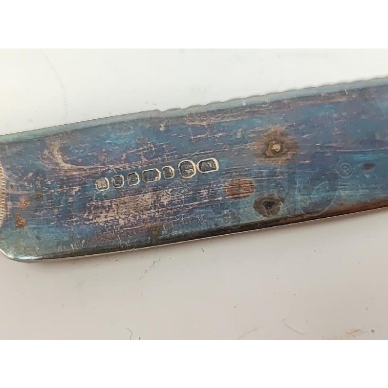 COLTELLO + MESTOLA SHEFFIELD MANICI CREMA | Mercatino dell'Usato Vinci - fraz. sovigliana 2