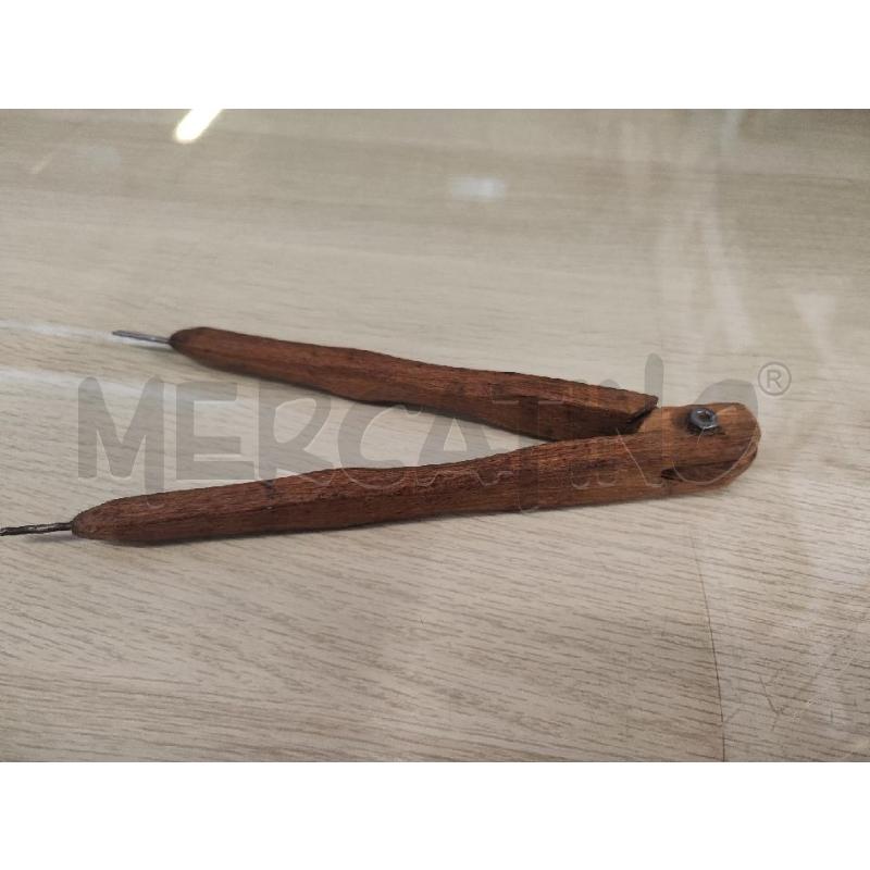 COMPASSI 2 PZ IN LEGNO GRANDE E PICCOLO | Mercatino dell'Usato Vinci - fraz. sovigliana 3
