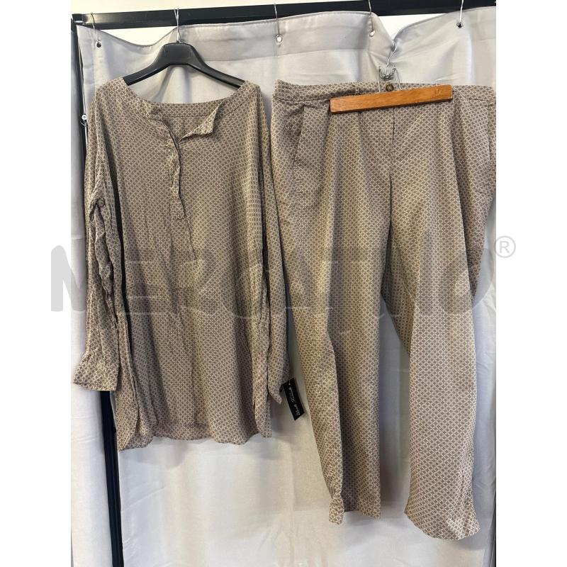 COMPLETO DONNA MARINA SPORT TG.25 BEIGE FIORELLINI BIANCHI | Mercatino dell'Usato Vinci - fraz. sovigliana 1