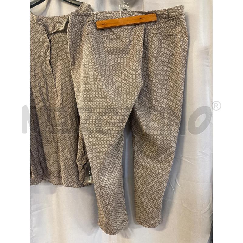 COMPLETO DONNA MARINA SPORT TG.25 BEIGE FIORELLINI BIANCHI | Mercatino dell'Usato Vinci - fraz. sovigliana 3