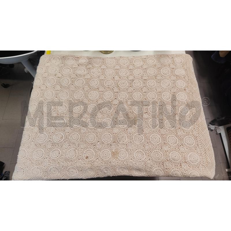COPERTA MATRIMONIALE 250X200 UNCINETTO BEIGE CERCHI | Mercatino dell'Usato Vinci - fraz. sovigliana 1