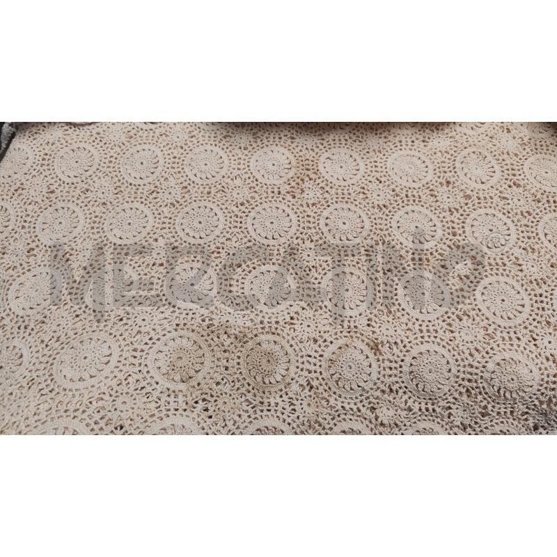 COPERTA MATRIMONIALE 250X200 UNCINETTO BEIGE CERCHI | Mercatino dell'Usato Vinci - fraz. sovigliana 2
