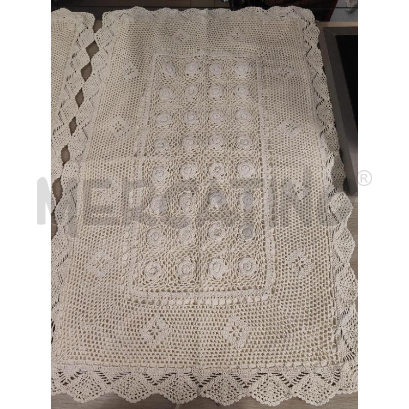 COPRI CUSCINO 2 PZ UNCINETTO FATTO A MANO FIORI | Mercatino dell'Usato Vinci - fraz. sovigliana 3