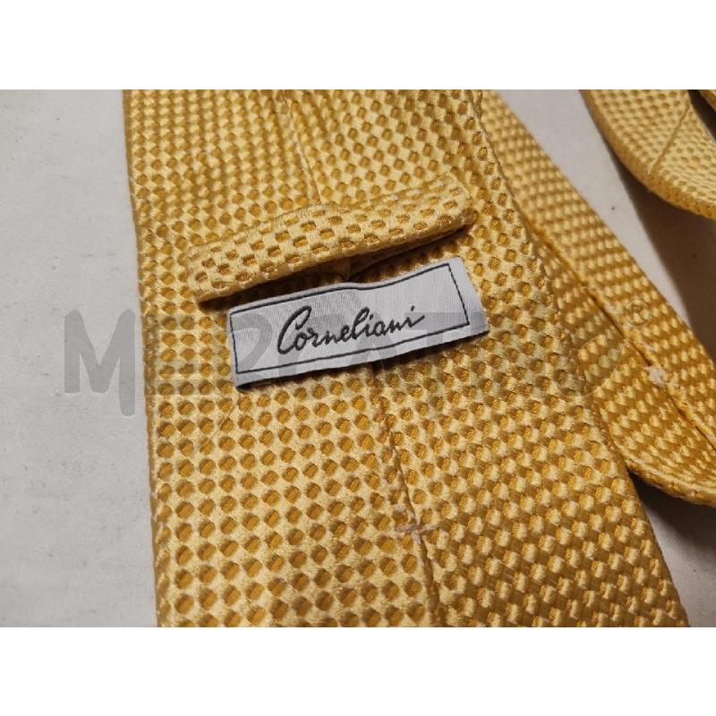 CRAVATTA CORNELIANI GIALLA | Mercatino dell'Usato Vinci - fraz. sovigliana 3