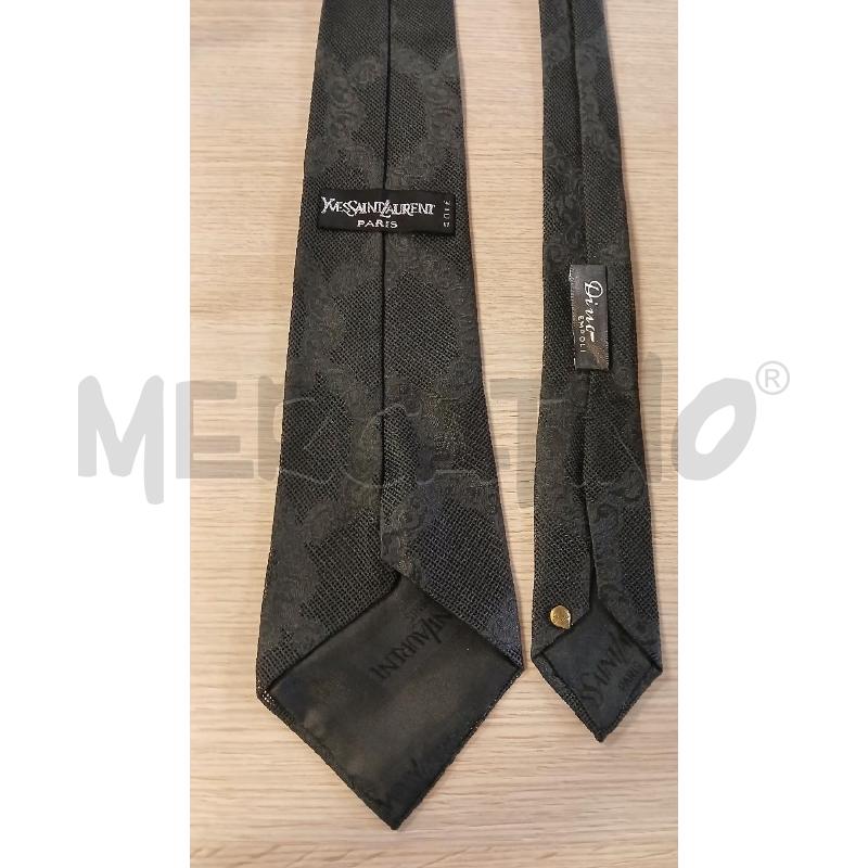 CRAVATTA YVES SAINT LAURENT LAVORATA NUOVA | Mercatino dell'Usato Vinci - fraz. sovigliana 2