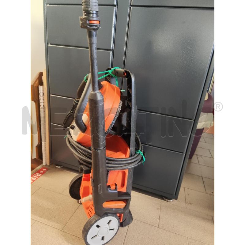 IDROPOLITRICE ELETTRICA CON ACCESSORI BLACK DECHER | Mercatino dell'Usato Vinci - fraz. sovigliana 3