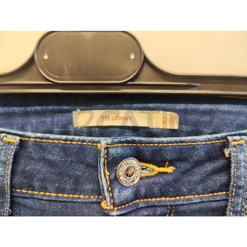 JEANS DONNA LEVIS 711 TG.28 | Mercatino dell'Usato Vinci - fraz. sovigliana 2
