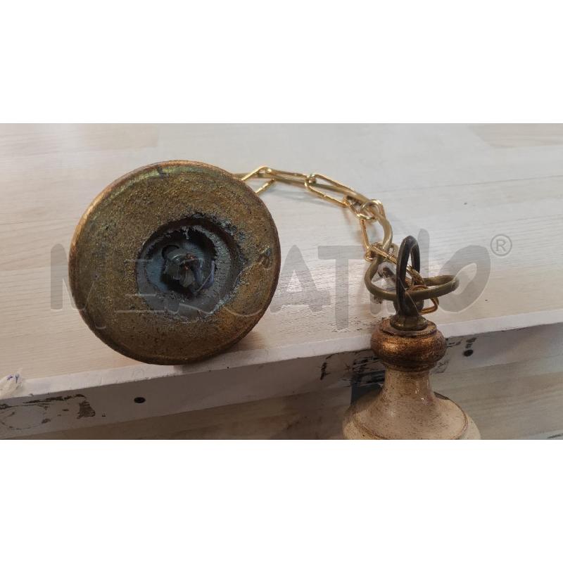 LAMPADARIO 3 LUCI LEGNO SBIANCATO E ORO | Mercatino dell'Usato Vinci - fraz. sovigliana 2